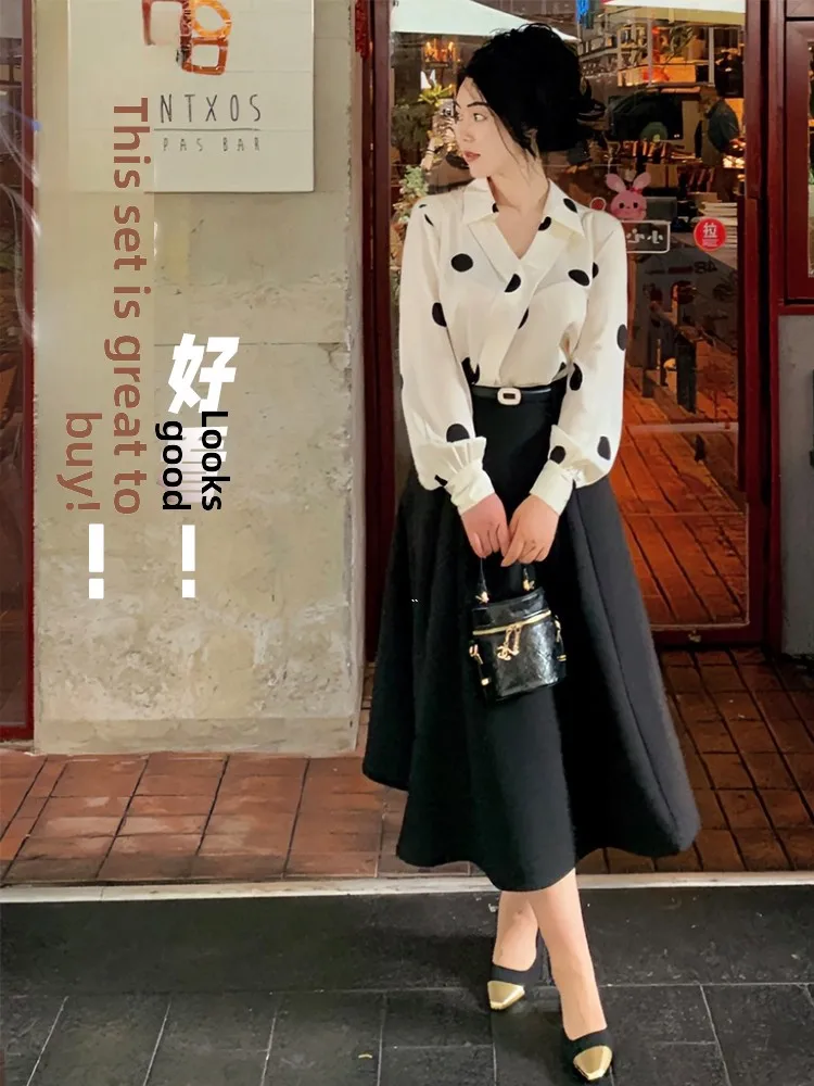 

a Fat Woman's plus Size Polka Dot Commute Shirt Versatile Workwear Long Sleeve Polyester Thickened Autumn Fashion Ladies' Shirt