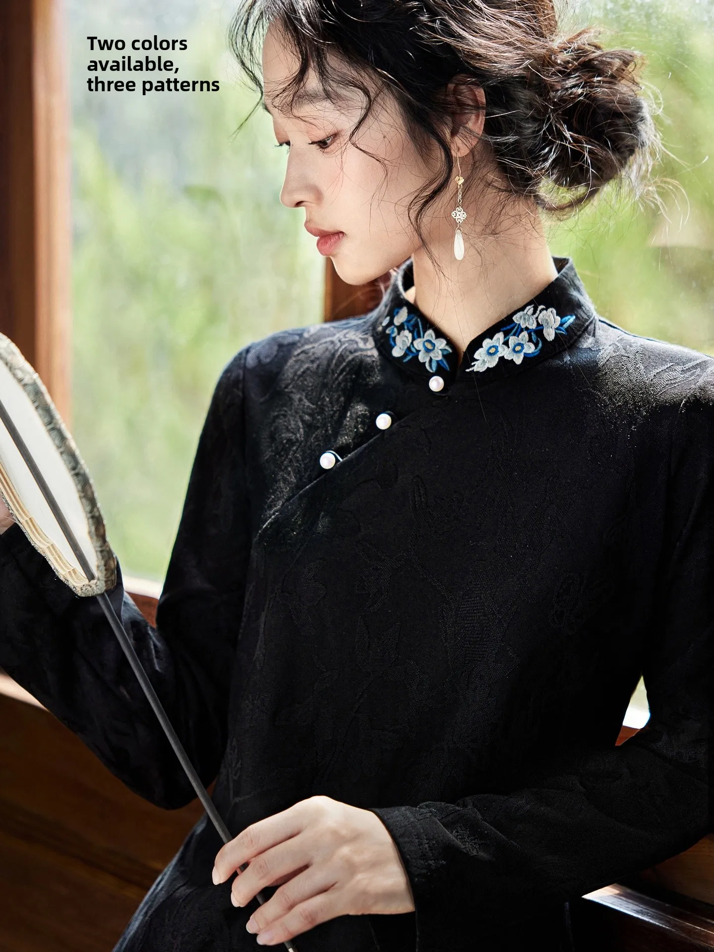 

New Chinese Sle Embroidered Knitted Stand Collar Slim Fit Base irt for Women Soft Polyester Fiber Long Sve Winter Top