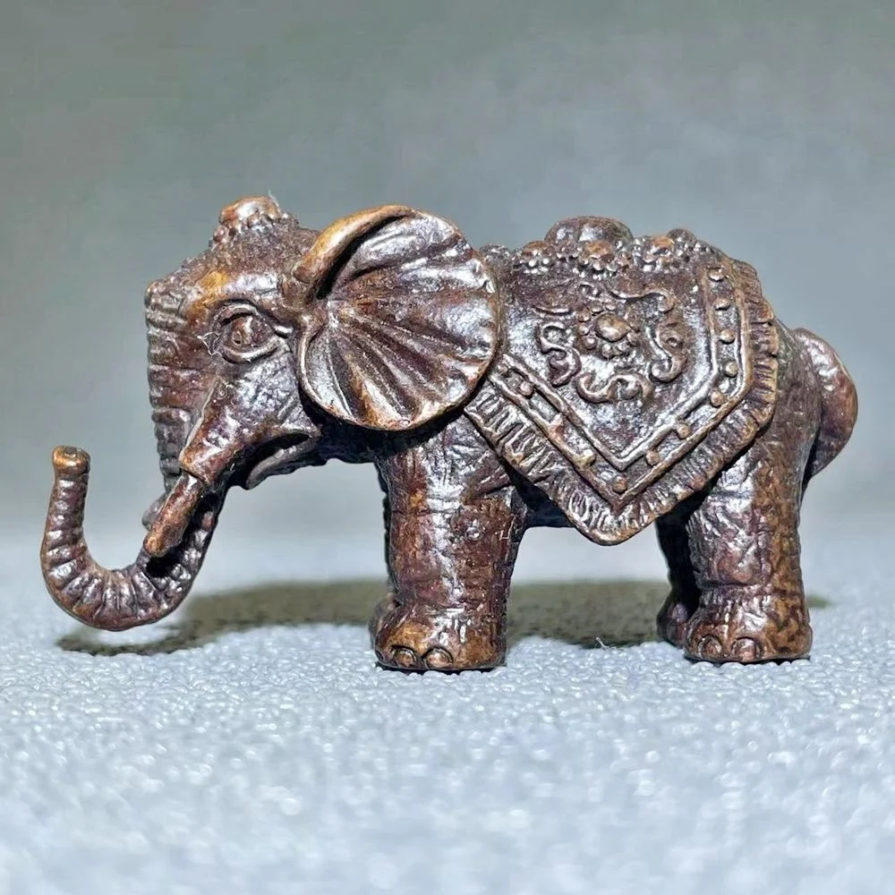 

Collect high-quality elephant ornaments, such as Taiping Elephant Tea Ceremony, tea pets, handicrafts, tables, and display