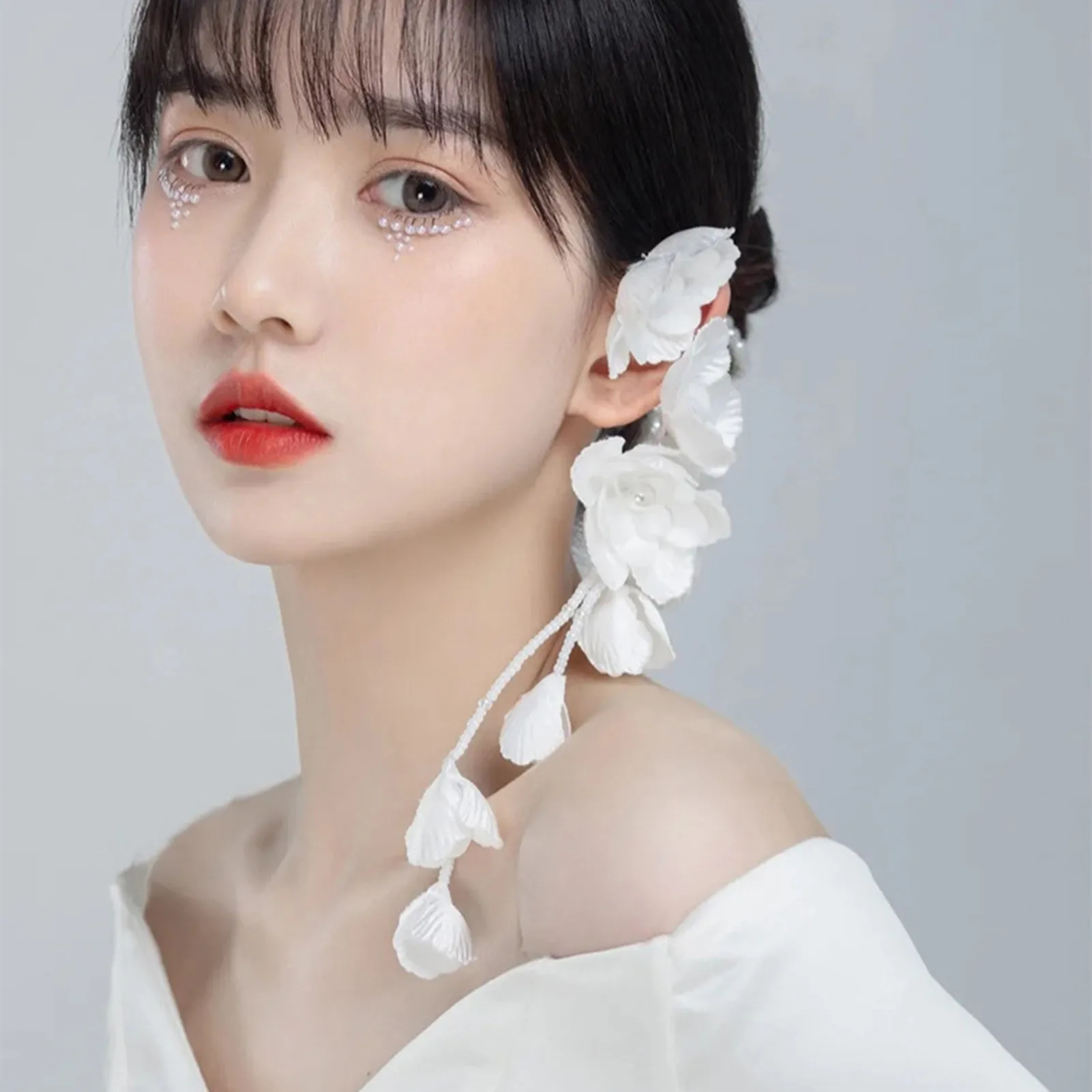 Handmade White Flower Bridal Earrings Wedding Jewelry Women Korean Bridal Wedding Banquet Headband Earring Party Accessory