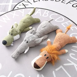 Juguetes de peluche interactivos para perros, juguete de Limpieza de dientes molares, lindo modelado de animales, león, elefante, muñeca chirriante para perros, juguetes de dentición para cachorros