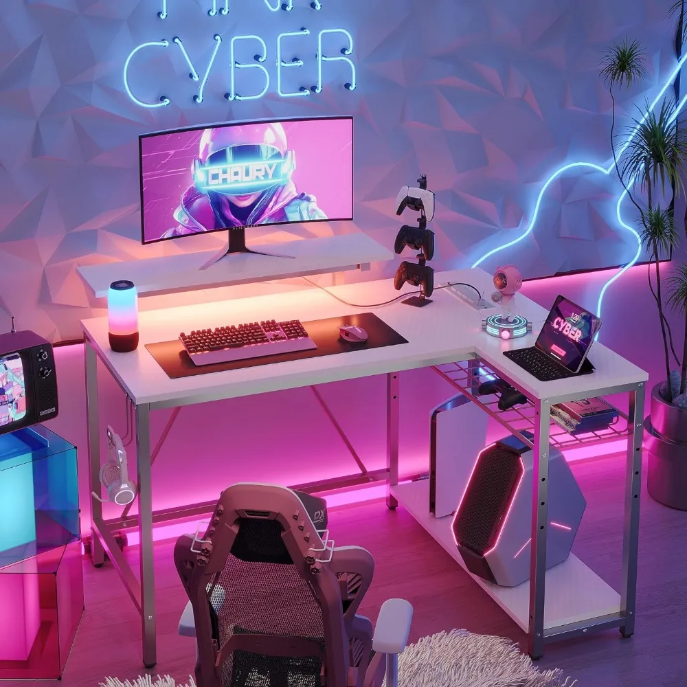 Kleiner Gaming-Schreibtisch mit Steckdosen, 42-l-förmiger LED-Computer tisch mit reversiblen Regalen, Eck-Gamer-Schreibtisch