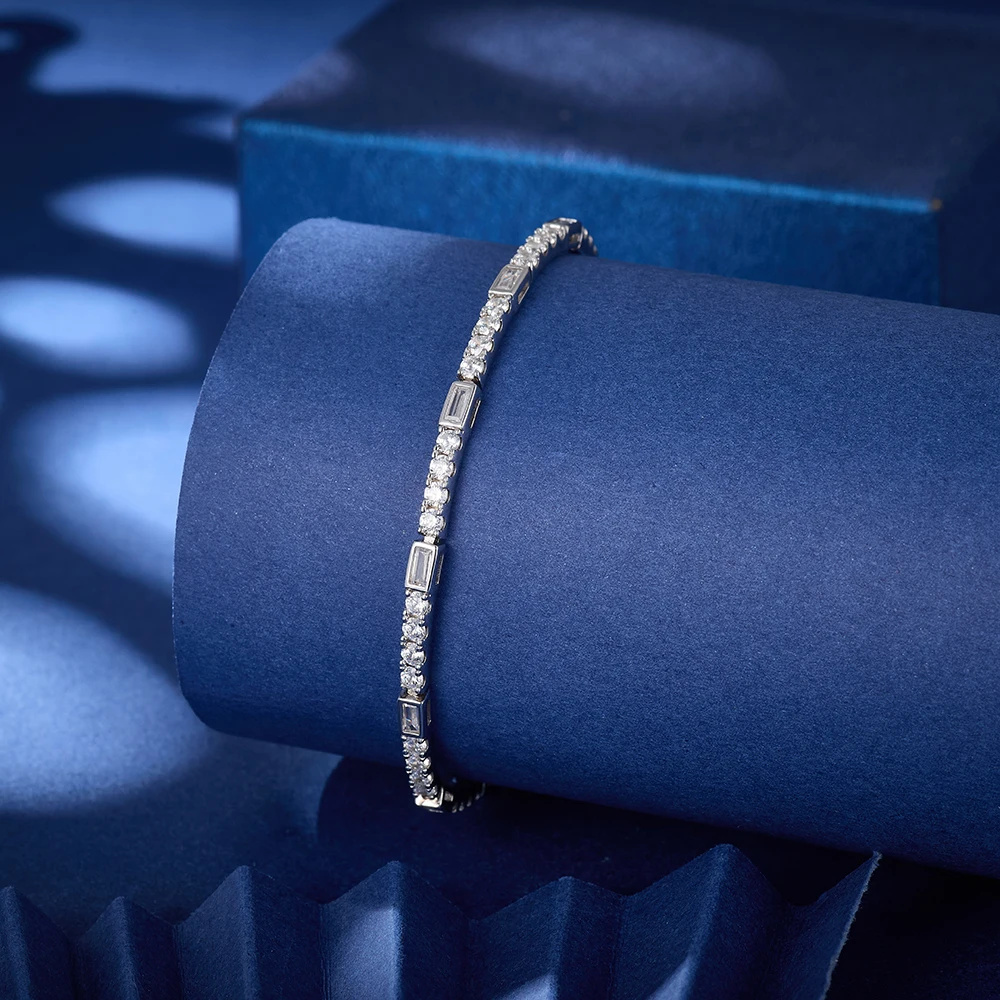 5A Cubic Zirconia Tennis Bracelet 18K White Gold Plated for Dating Women Jewelry Bridal Prom Valentine Gift Shiny Design