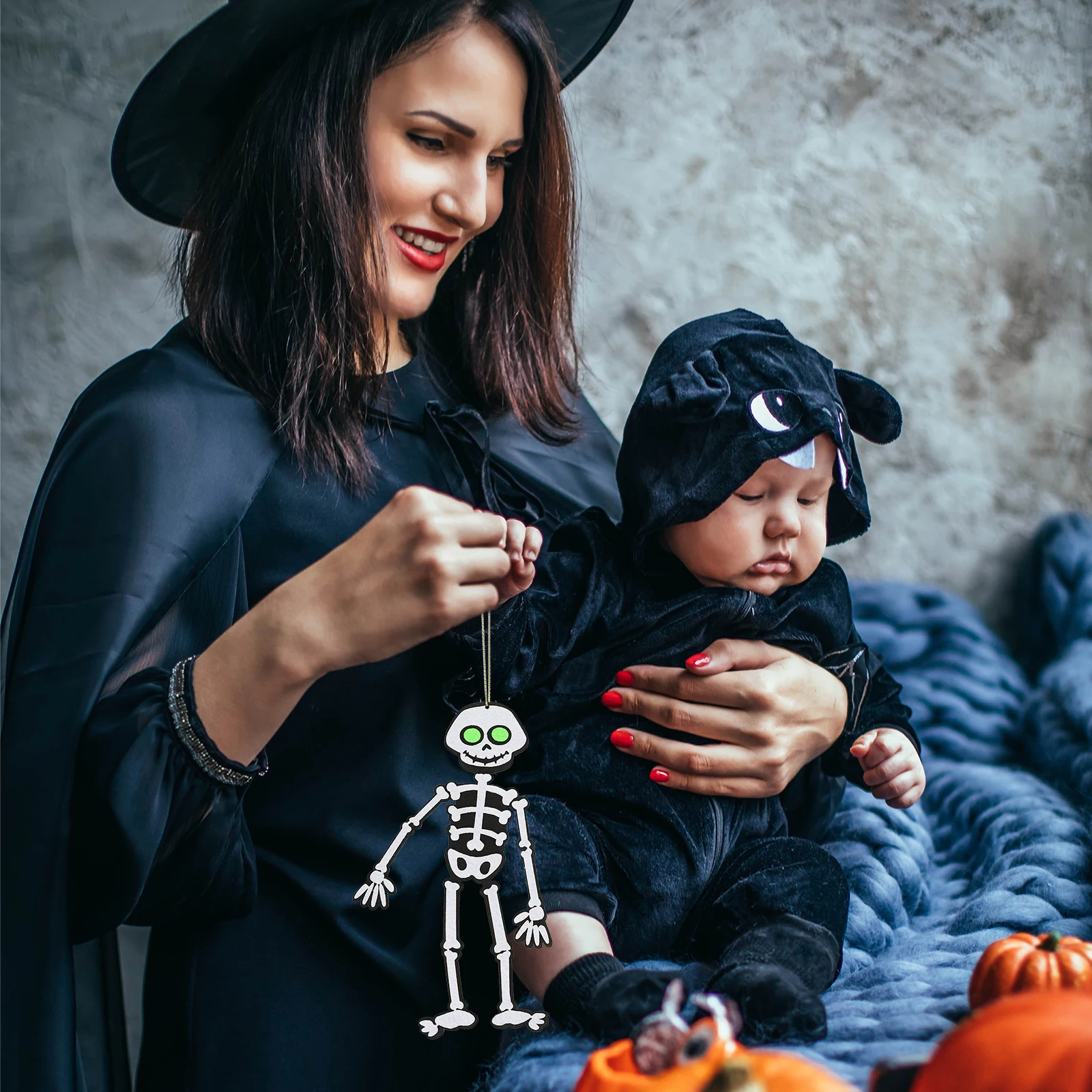 

4 Pcs Decorations Witch Pendant Halloween Felt Party Favors Home Ornament