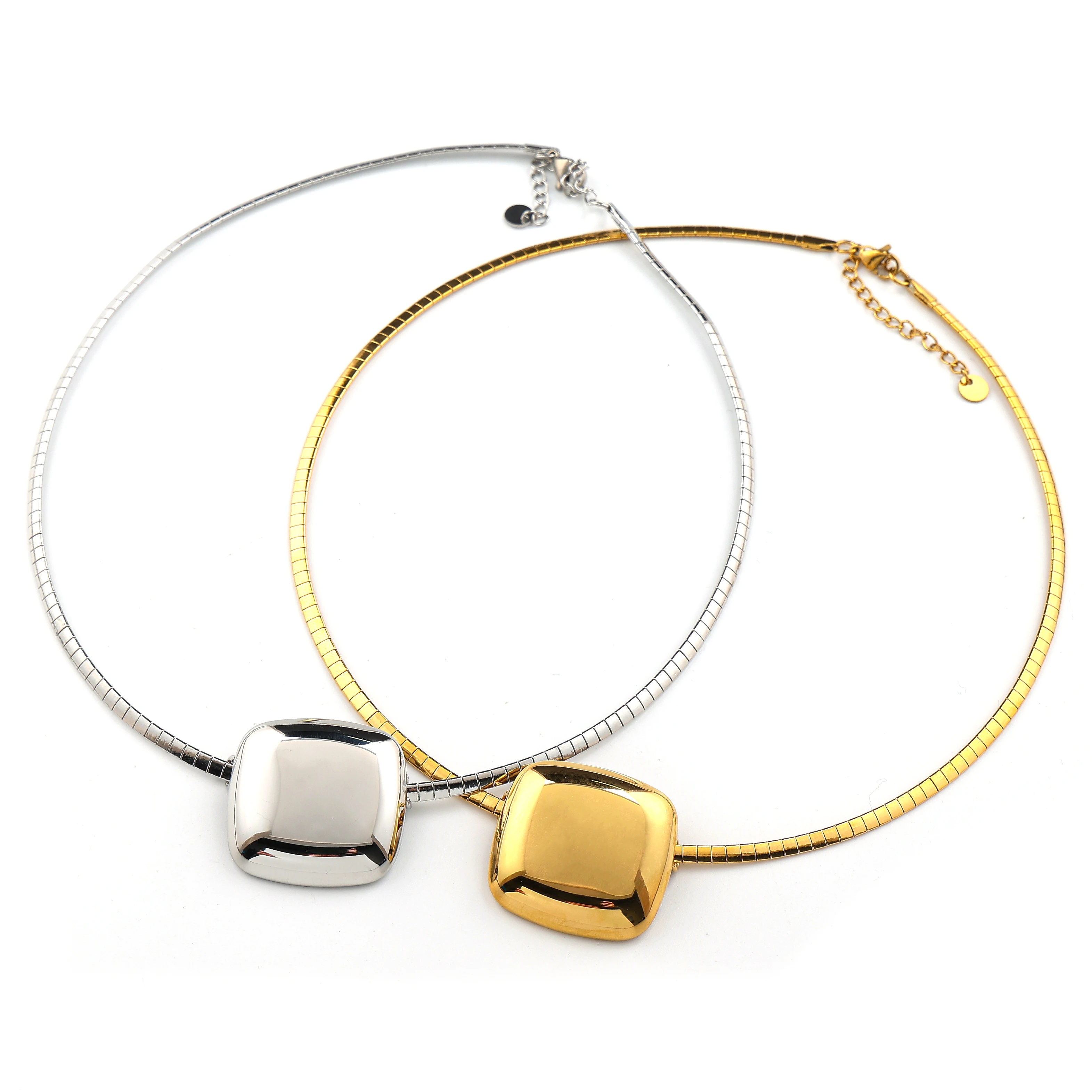 

Minimalist Vintage Square Pendant Necklace Choker for Women Stainless Steel Gold Plated Snake Chain Geometric Jewelry Gifts