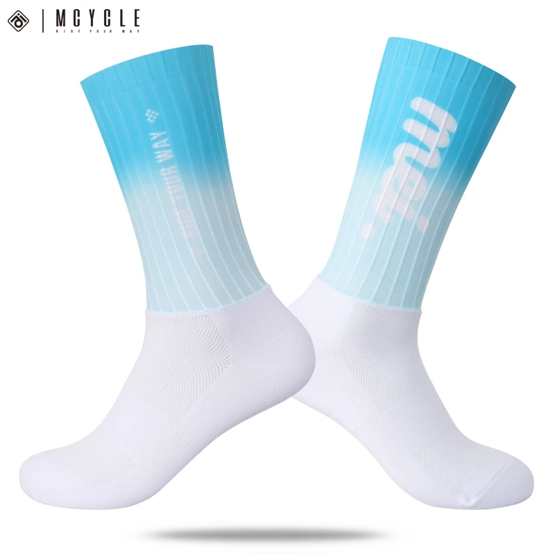 Mcycle Wholesale Gradient Color Aero Sport Socks Seamless Anti-Slip Bicycle Bike Socks Summer Bicycle Riding Cycling Socks