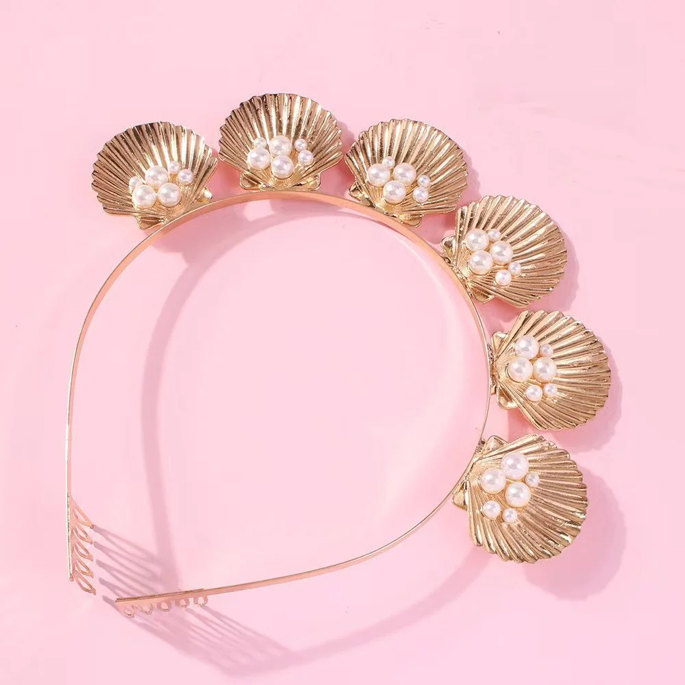 

Party Decoration Crown Hairband Accessories. Popular Alloy With Diamonds. Shell Imitation Pearls Hairband