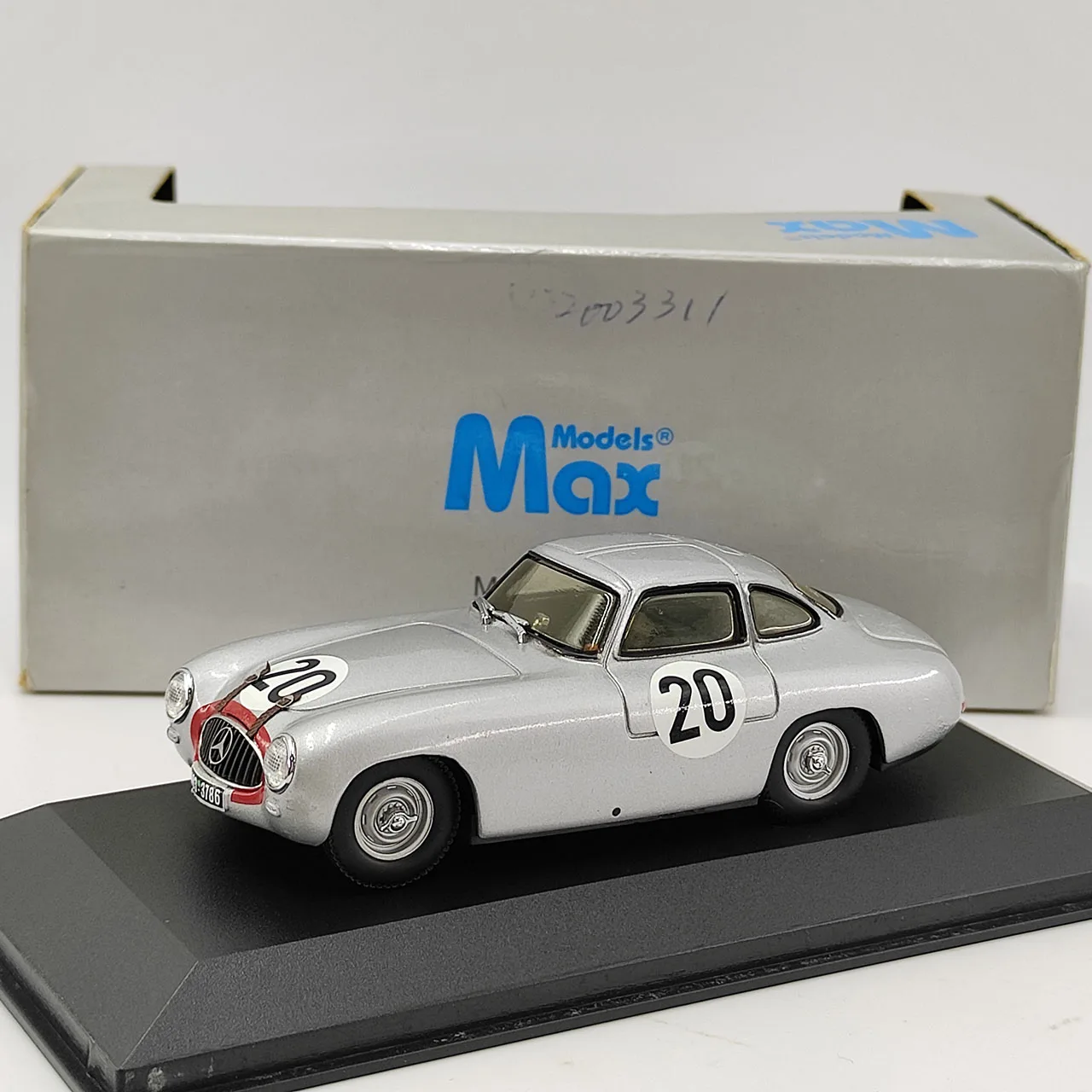 Flaws Diecast MAX Scala 1:43 BENZ 300 SL Le Mans 1952 Edizione limitata Modello di auto in lega Giocattolo da collezione Regalo Souvenir Display