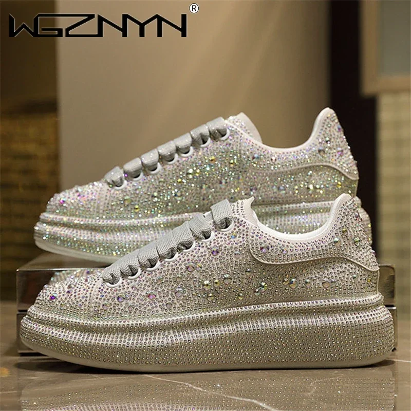 NEW Brand Women Fashion Casual Glitter Sparkling Sneakers Women Encrusted Lace Up Shoes White Sole Fashion Street Sneakers Shiny