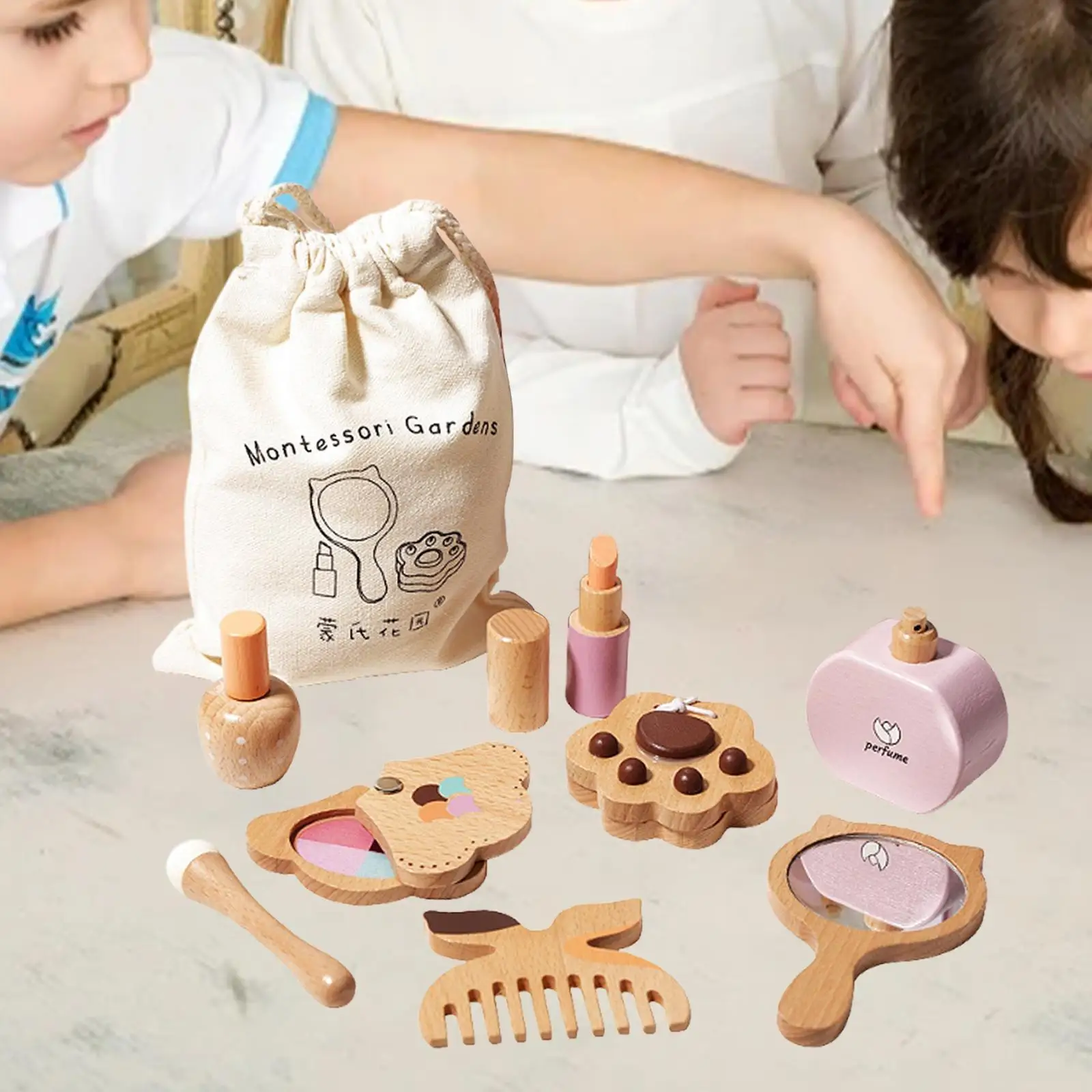 Cosmetic Set Toys Pretend Play Makeup Beauty Set Mirror Brush Comb for Girls Makeup Set Toy for Halloween Princess Dress up