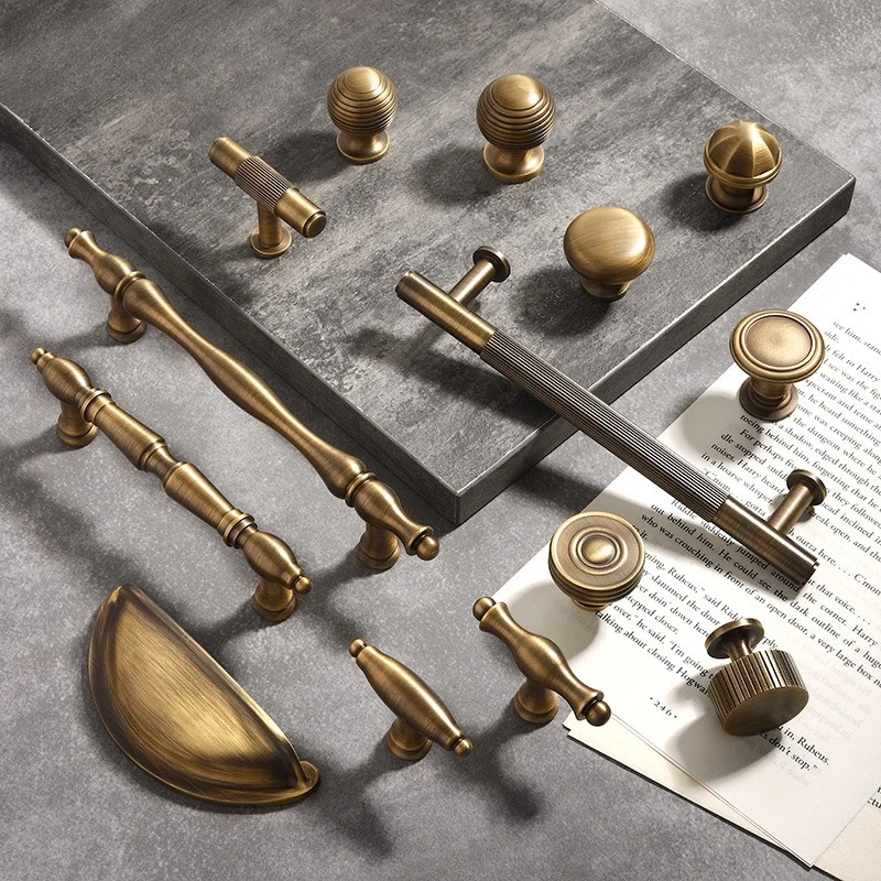 

Antique brass pulls–vintage-style solid copper wardrobe & kitchen cabinet handles American retro drawer knobs furniture hardware