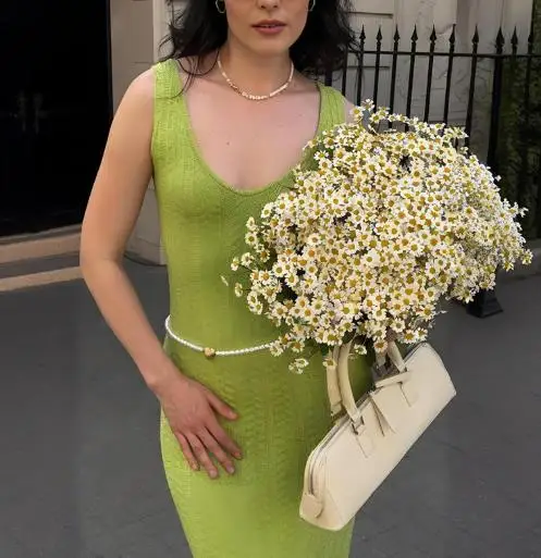 Robe sans manches, couleur unie, col en U, coupe cintrée, près de la taille, nouveau Style pour femmes, automne 2025