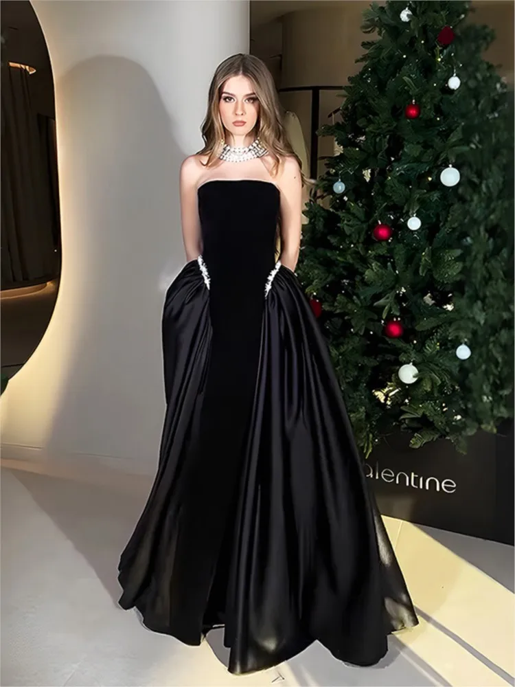 

Satin velvet diamond-encrusted black strapless dress for banquets
