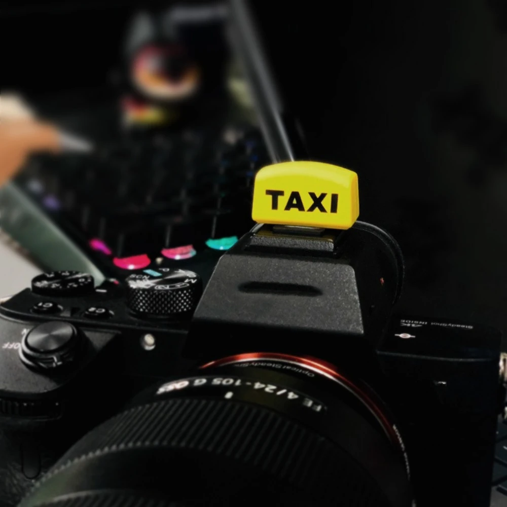 Camera Upgrade Hot Shoe Protection Cover Stylish Protector Hot Shoe Cap Silicon Dustproof DSLR Flashlight Case for Camera