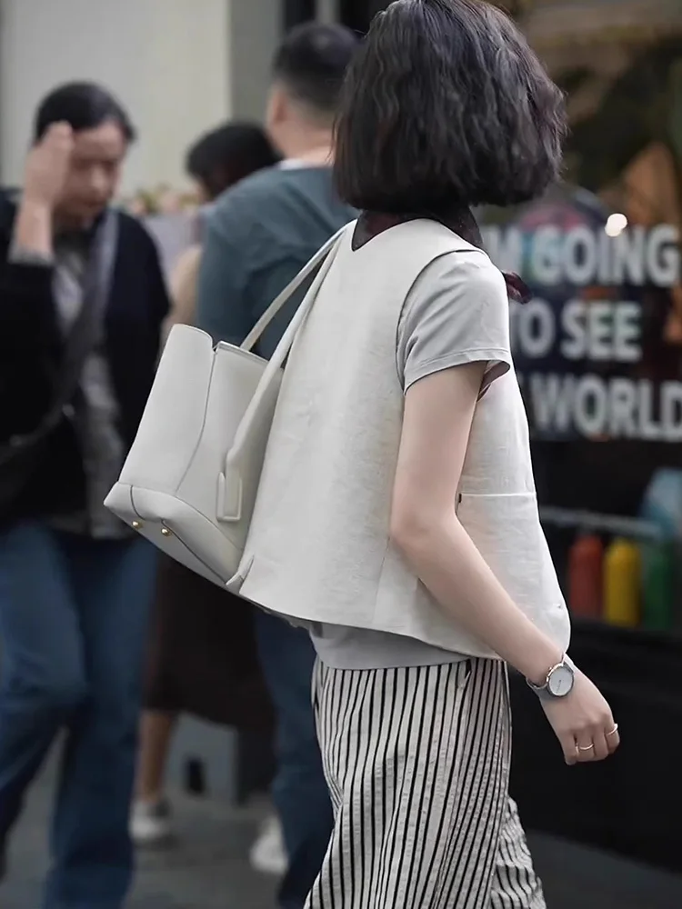 Comfortable Casual Versatile Sleeveless  Jacket Outerwear 2026 Autumn Loose  Style Tank Top All-Match Artistic
