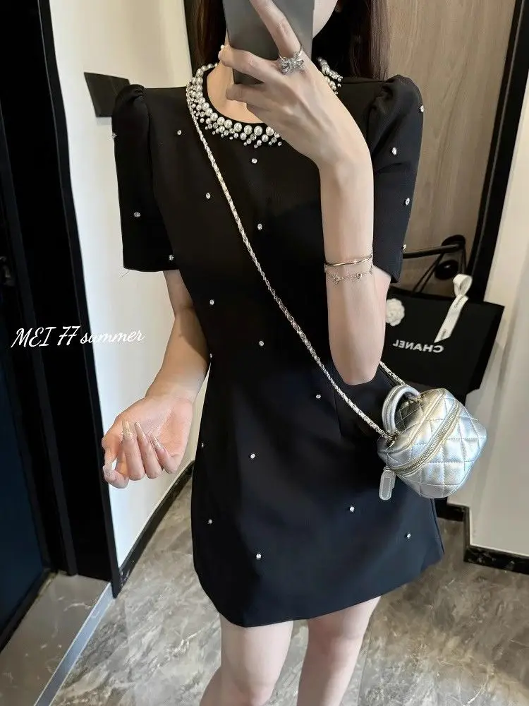 

Diamond-in Waist-tight Summer 2025 Fashionable Round Neck Temperament Slimming New Fashionable and Versatile Dress