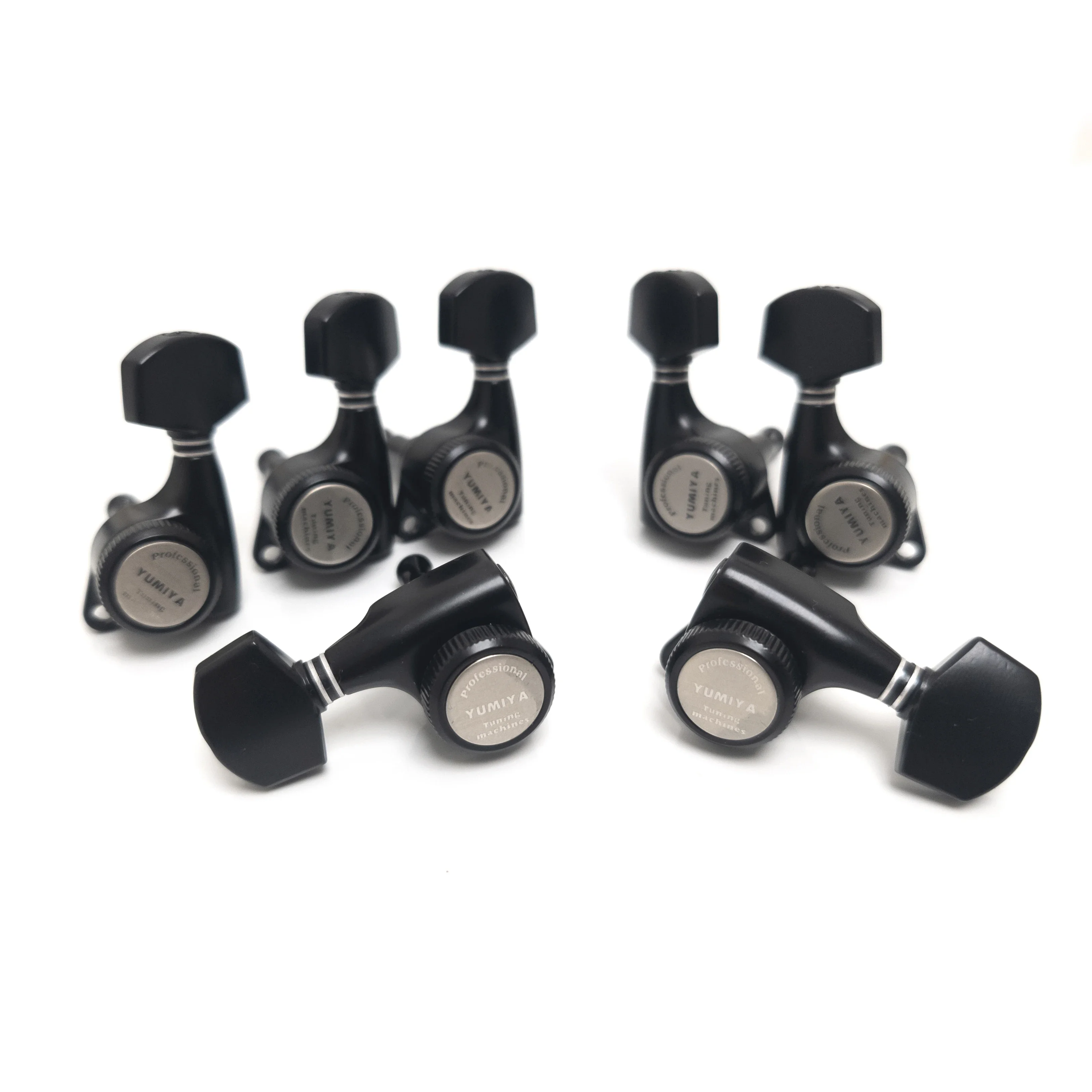

Guitar Locking Tuners 1:18 Lock String Tuning Pegs Machine Heads 4L3R for Electric Guitars – Available in Chrome and Matte Black