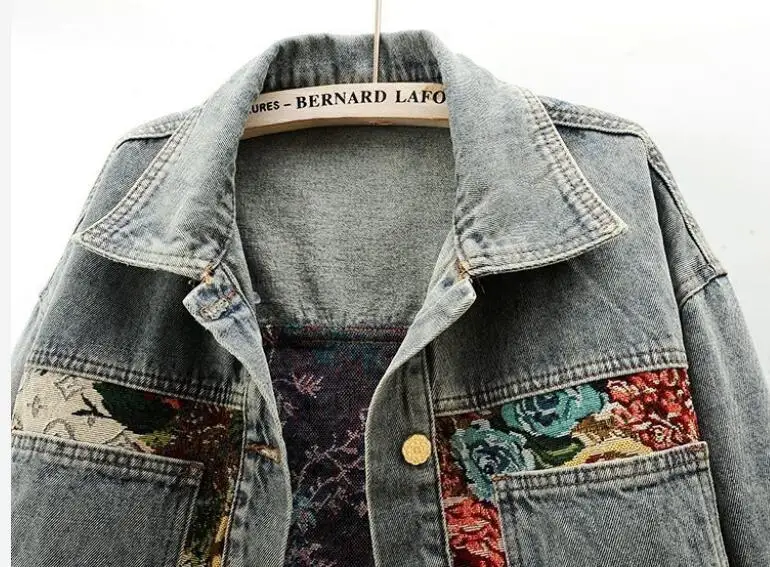 Female Splicing Large Pockets Denim Jacket Fashion Jacquard Embroidery  Slim Short Cowboy Outerwear Printed Denim Jacket