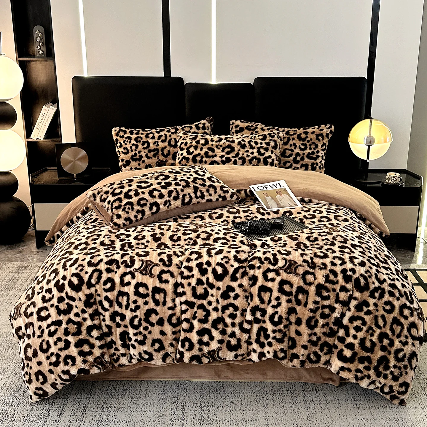 

Комплект постельного белья из флиса High Gram Weight из четырех предметов, очень мягкий и толстый