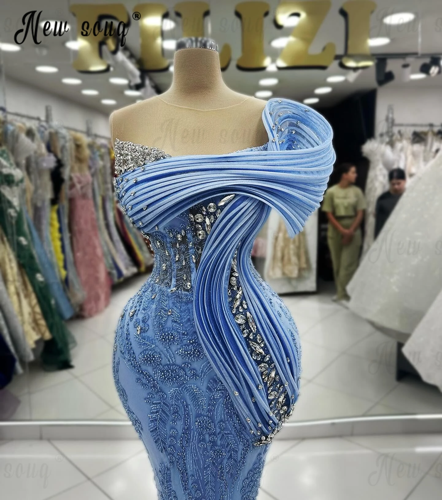 Graceful Sky Blue Party Dress Pleated Crystals Covered Wedding Guest Gowns Floor Length Celebrity Dress for Black Girls Custom