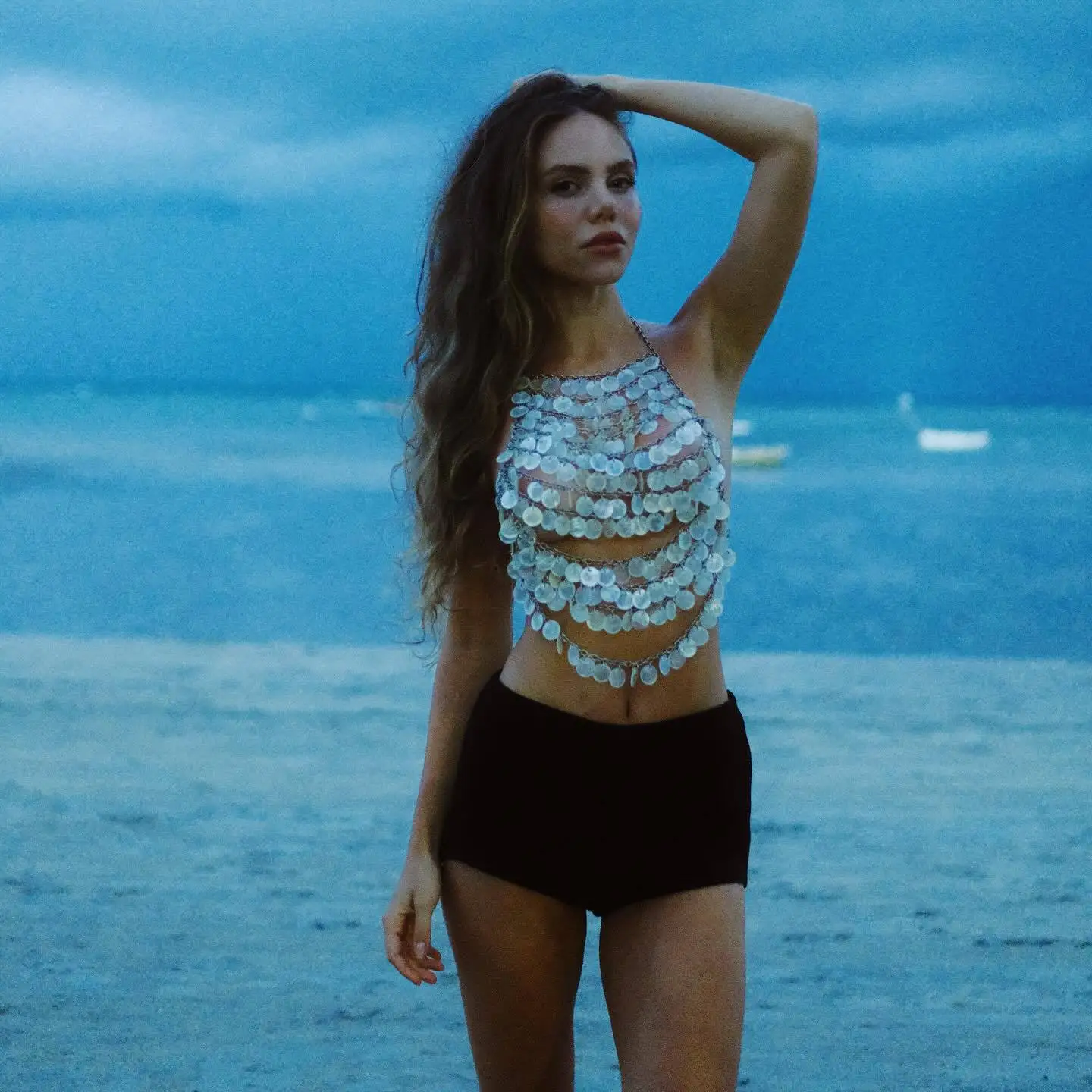

AKYZO European And American Style Fashionable Body Chain Sexy Decorative Chain Temperament Sequin Strapless Vest
