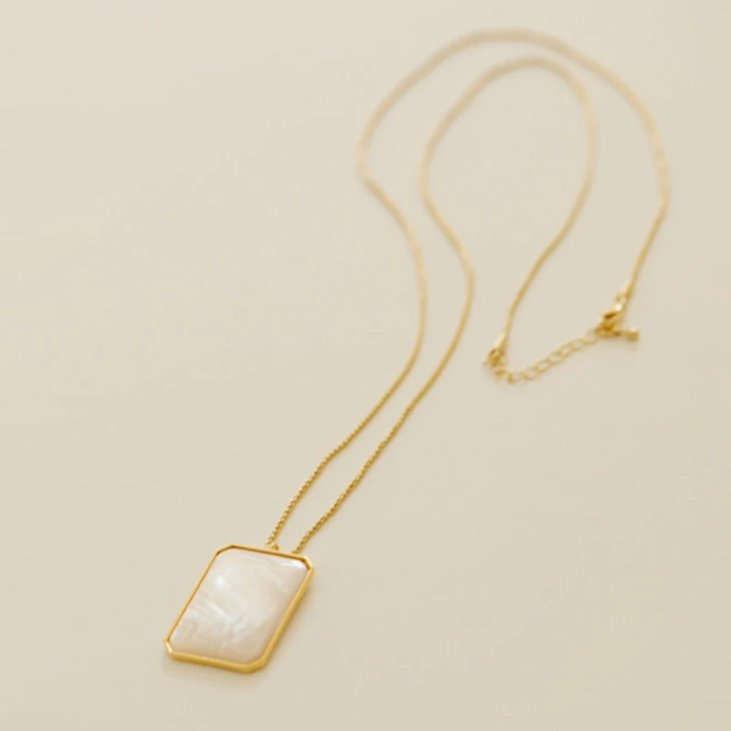 

*Gold Simple Natural Shell Long Necklace