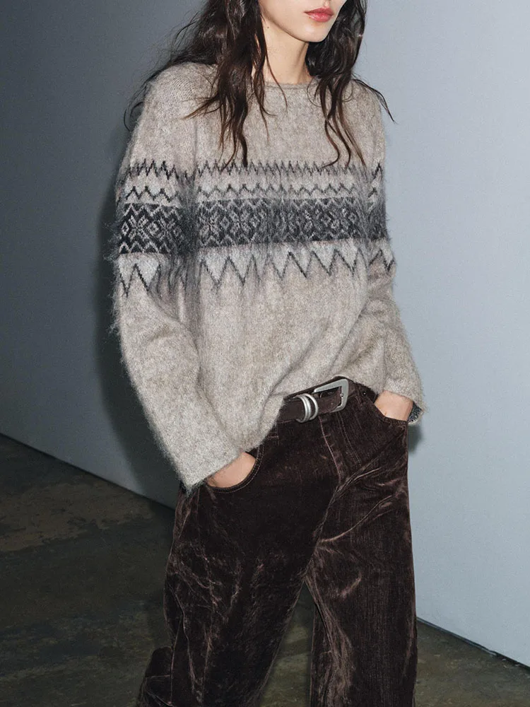 Inverno nova chegada camisola de malha feminina bordado cor adient solto ajuste longo sve redondo ne padrão geométrico