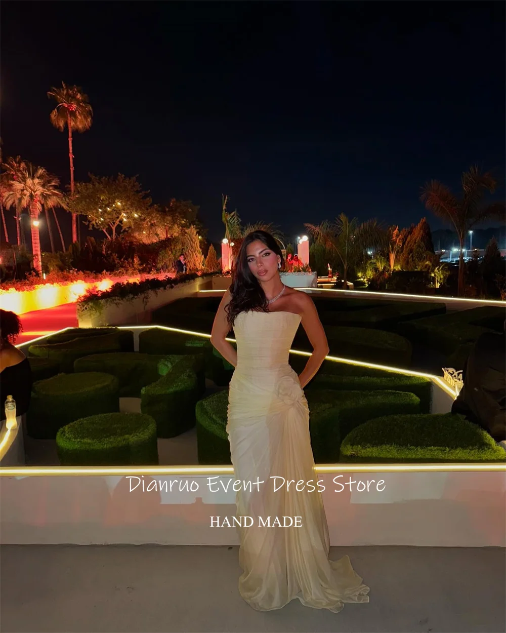 Dianruo Abito da sera increspato senza spalline Lunghezza pavimento Sirena Abiti da festa Chiffon pieghettato Chic Robes De Soirée Personalizzato