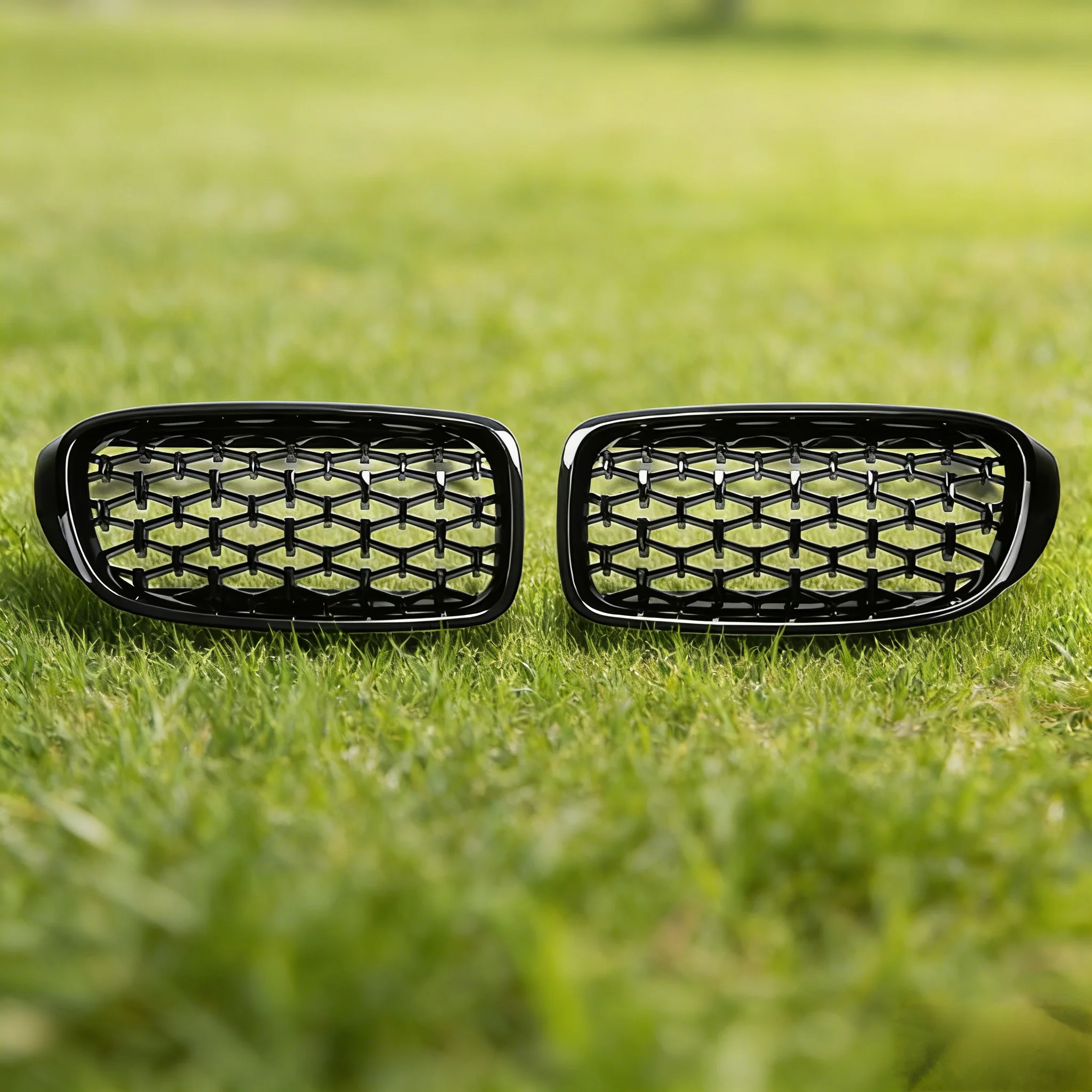 

For BMW 3 Series GT F34 2012-2019 A Pair Front Kidney Grille Chrome Diamond Sedan Grille Meteor Style Front Bumper Grille New