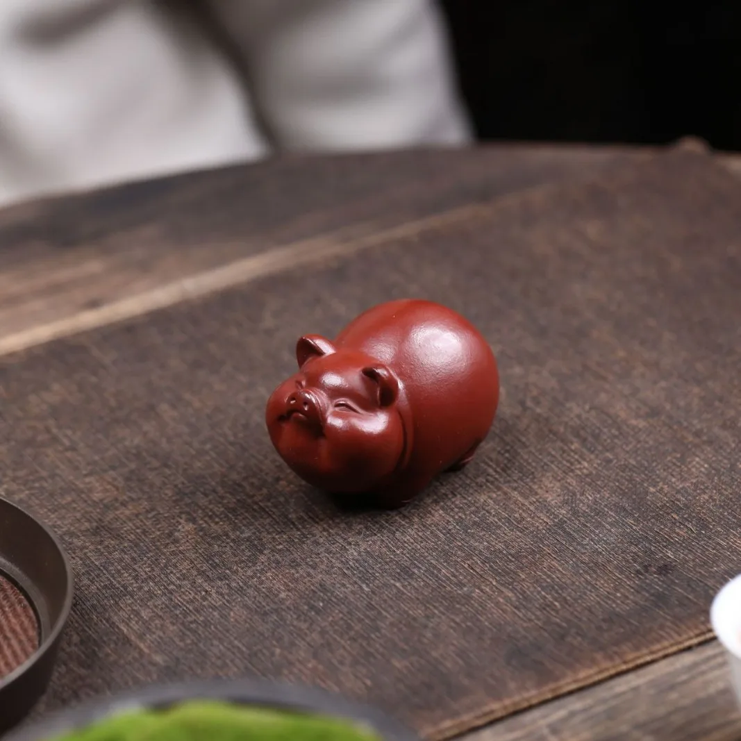 Purple Pet Ornament In The Shape A Zodiac Pig, Made Of Zhuni Clay Dahongpao Clay, Can Be Nurtured To Bring Wealth Fortune,