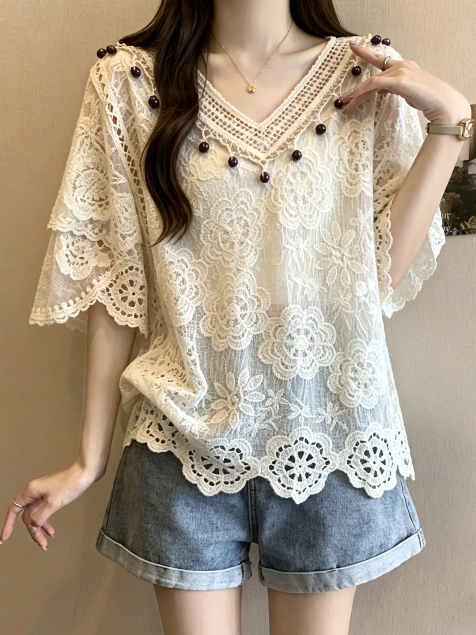 

plus Size Casual Sweet Style Lace Hollow out Overhead Top for plus Size Women Summer Loose Fit T-Shirt V-Neck Five Sleeve