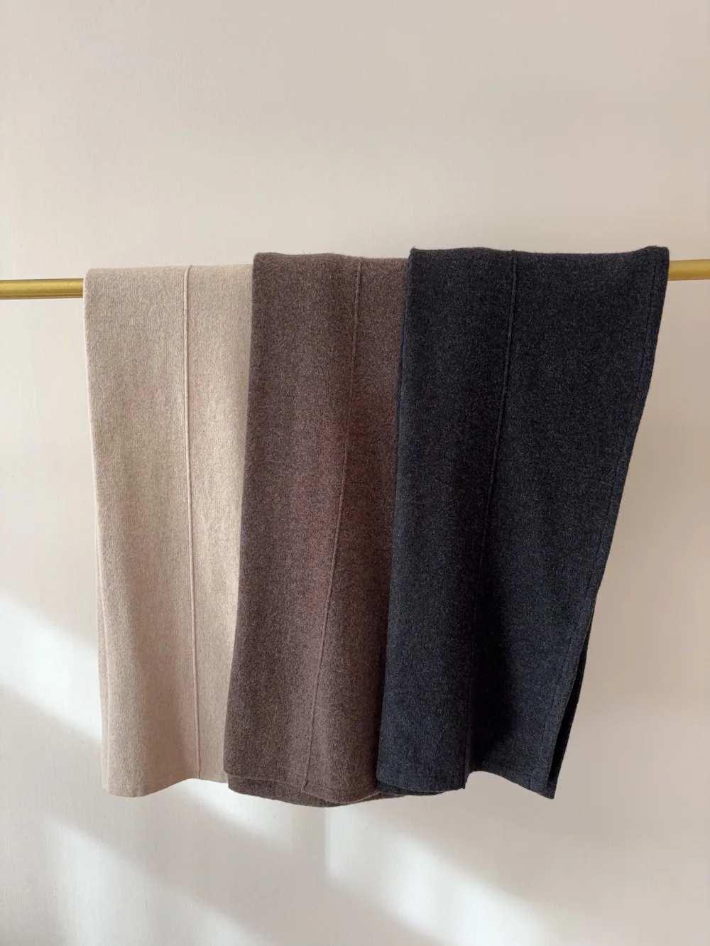 Relaxed-fit Dropped-shoulder Wool Knit Sweater Pants Knitting Sets view 4