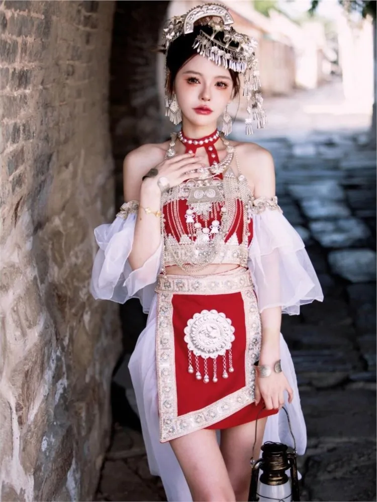 Nouvel ensemble de vêtements de photographie de voyage exotiques de style ethnique rouge