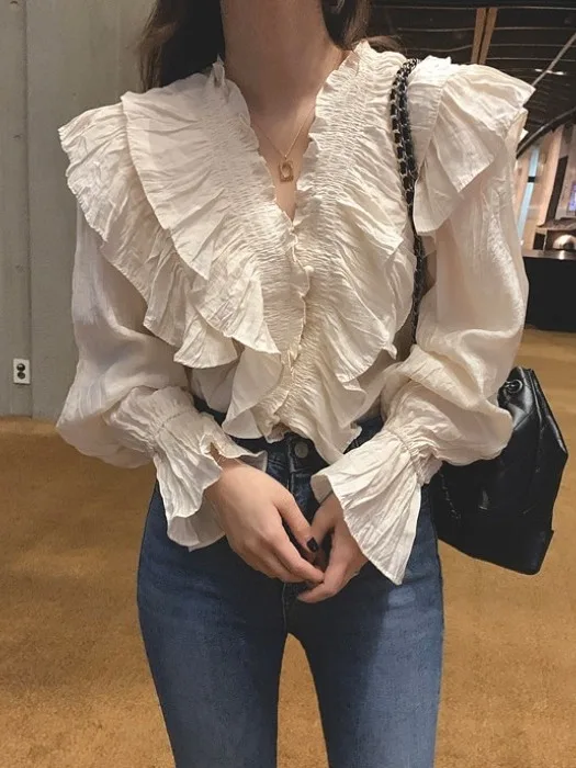 

Ele V-Ne Pleated Blouse Women's Faion Early Autumn New Sle Chic Bell Sve irt Korean Loose Fit Polyester Fiber