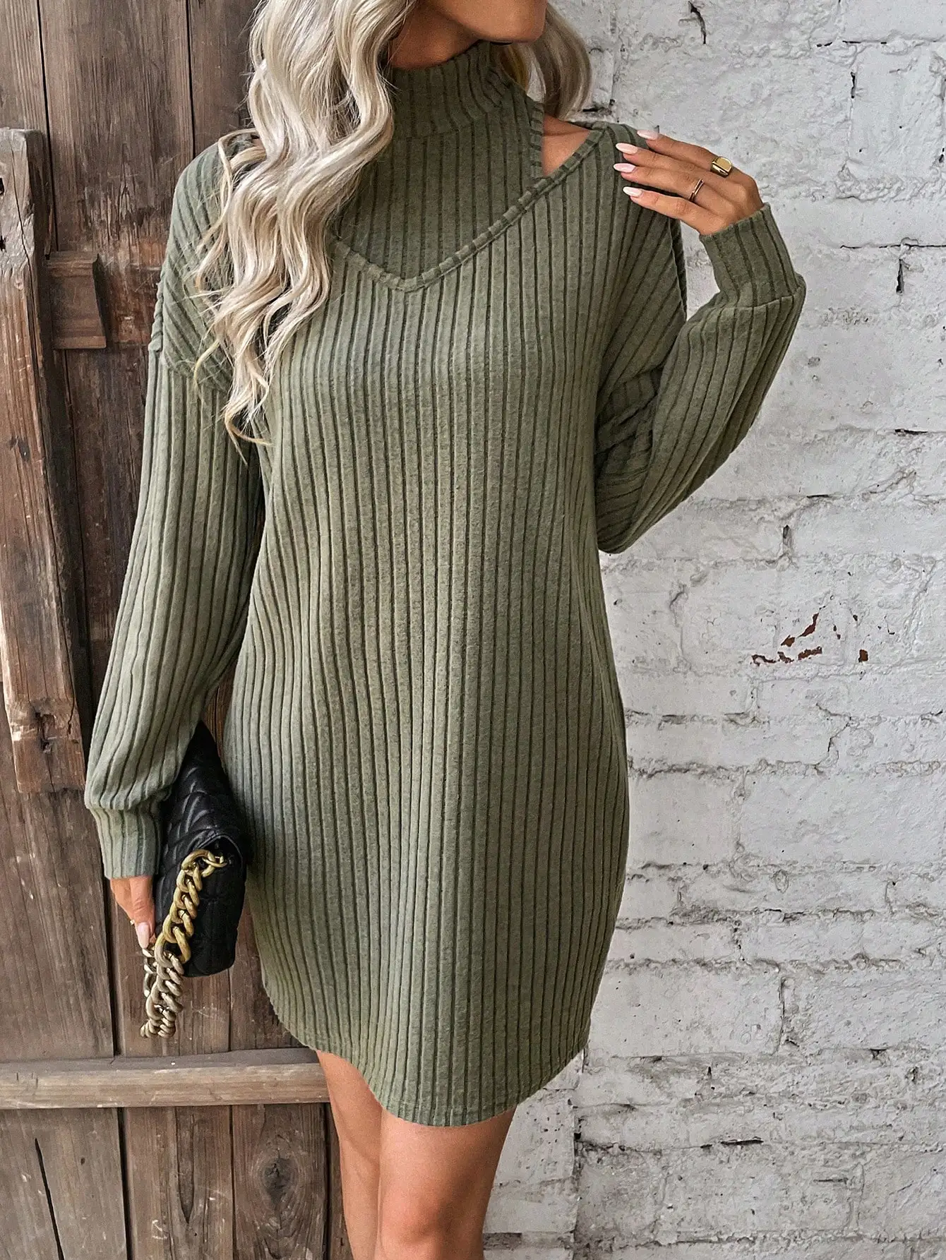 2024 new women\'s dress old long sleeve hollowed-out ribbed belt knitted interstrip loose casual women\'s dress