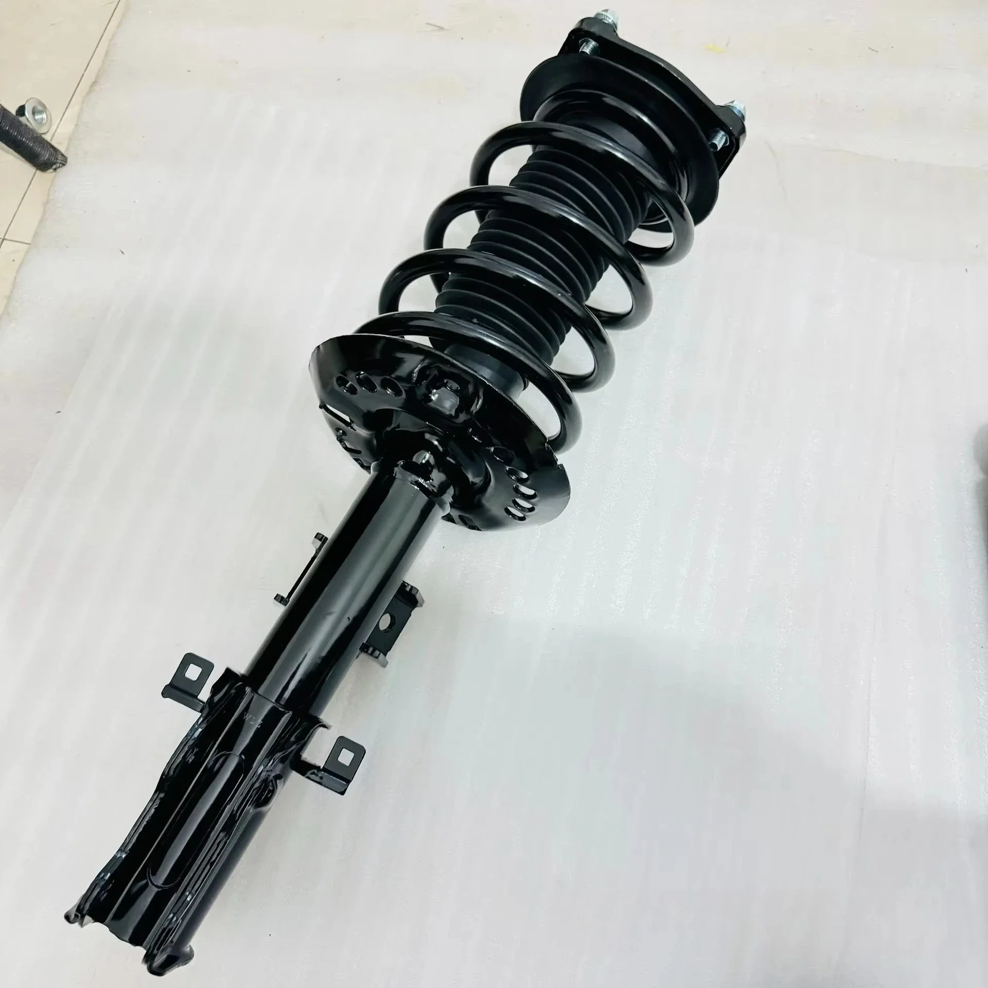 Suspension d'amortisseur avant pour Mercedes W447 classe V