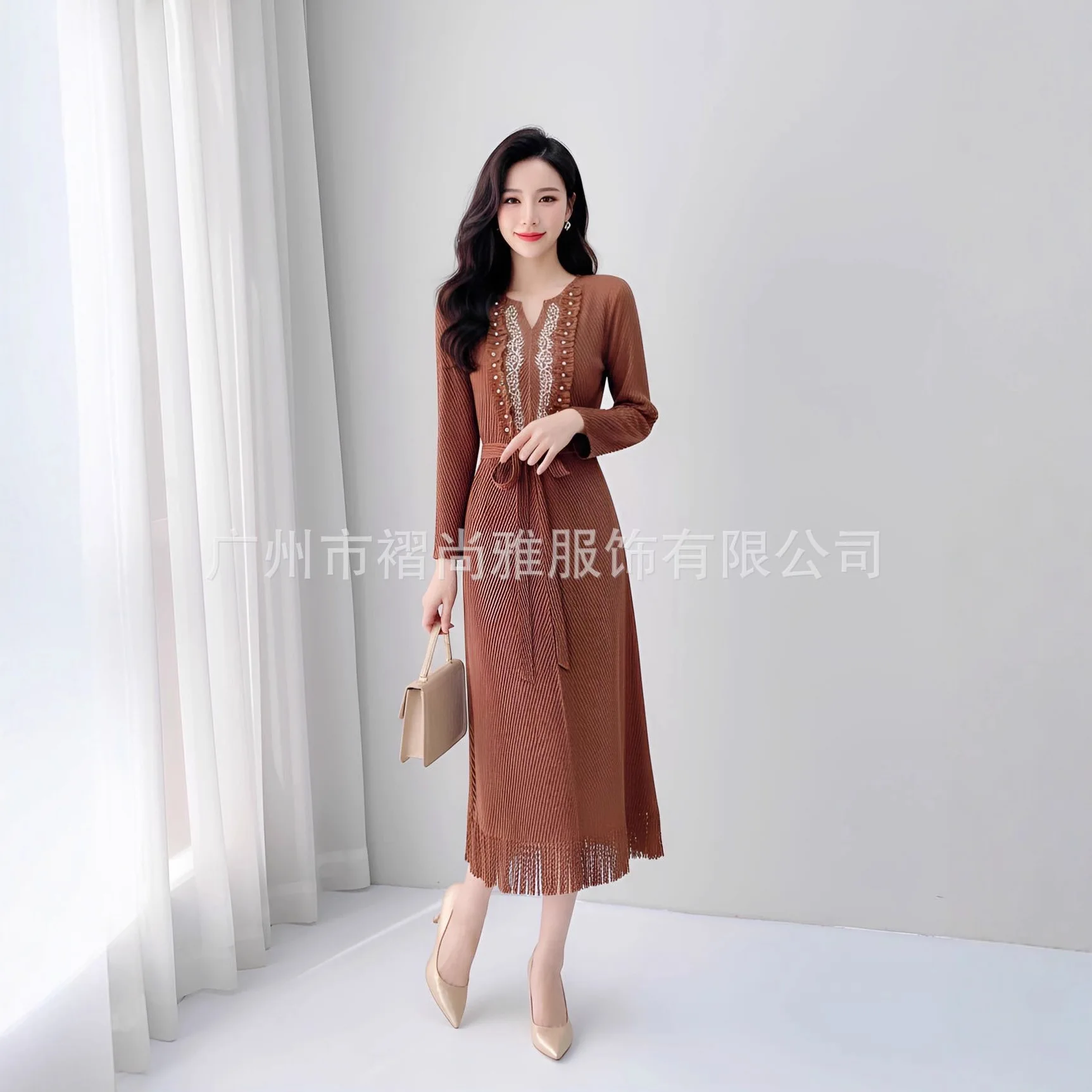 

Miyake Pleated 2025 Autumn and Winter New Tassel Beaded Dress Pleated Tie Fashion Temperament Elegant Senior Sense of Skirt