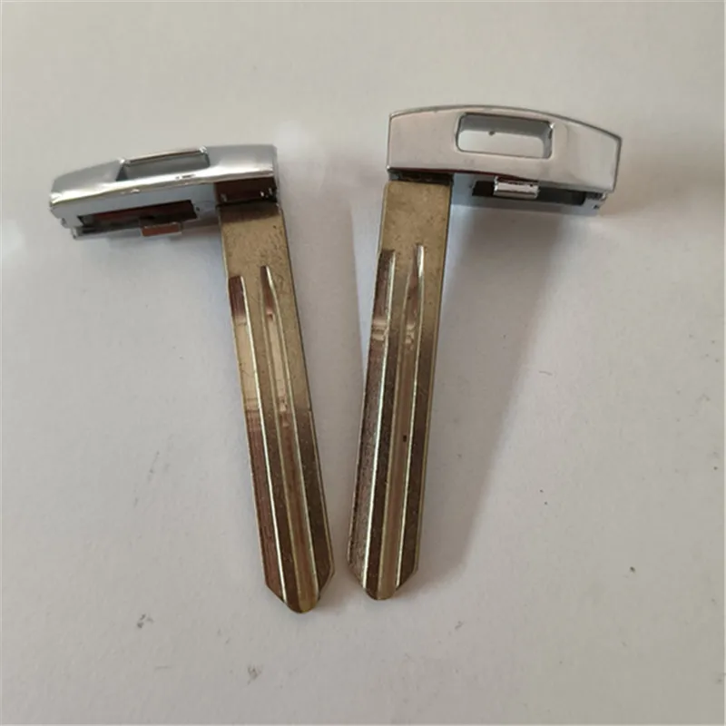 

2 шт. пустой необрезанный сменный аварийный интеллектуальный дистанционный ключ вставка для Kia K4 правого лезвия