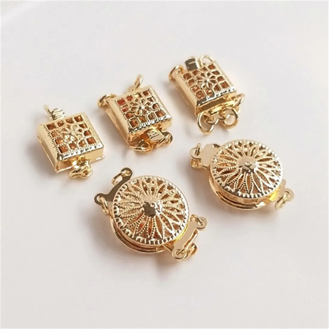 

14K Gold-plated Openwork Pearl Buckle Fancy Carved Bracelet Necklace Finishing Buckle Connecting Buckle Buckle DIY Accessories