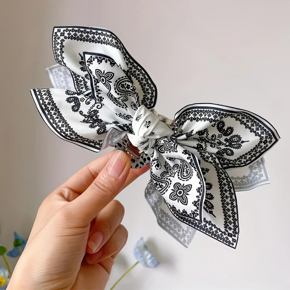 Retro Haarspange in Kaffeefarbe mit Cashew-Blumenmuster für Damen, trendige große Schleifen-Haarspange, Haarklammer für den Hinterkopf, Shark-Clip, Haar-Accessoires – Detail 11