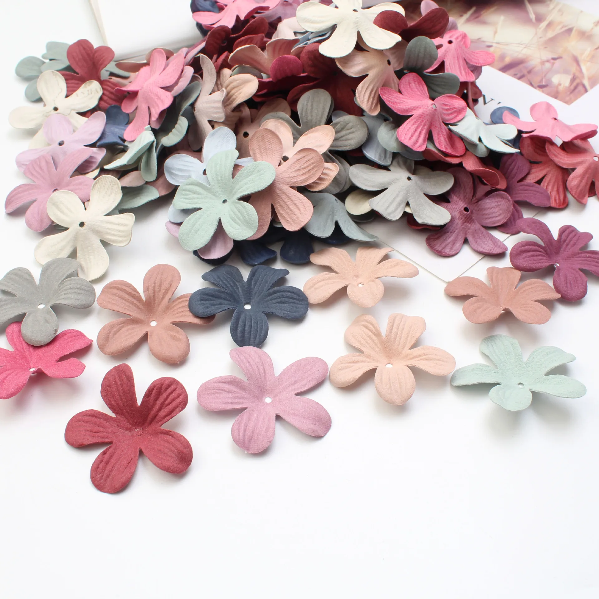 

20pc Small Exquisite Leather Flowers Handmade Artificial Flower Head Wedding Decoration DIY Scrapbooking Craft Fake Flower