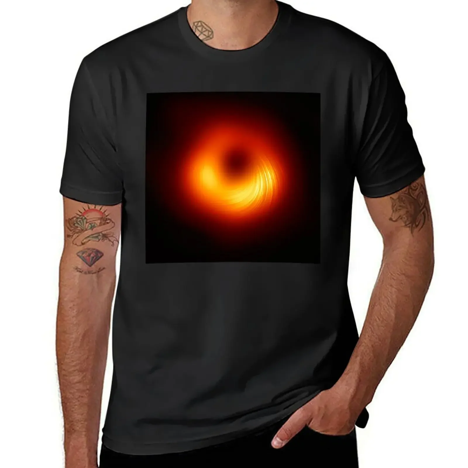 

First Ever Image of a Black Hole in Polarized Light (8K Resolution) T-Shirt customizeds anime Men's t shirts