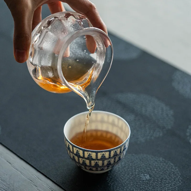 Chinese Style Blue and White Porcelain Tea Cup Thousand Buddha Pattern Ceramic Tea Bowl 150ml Kung Fu Tea cup  for  home office