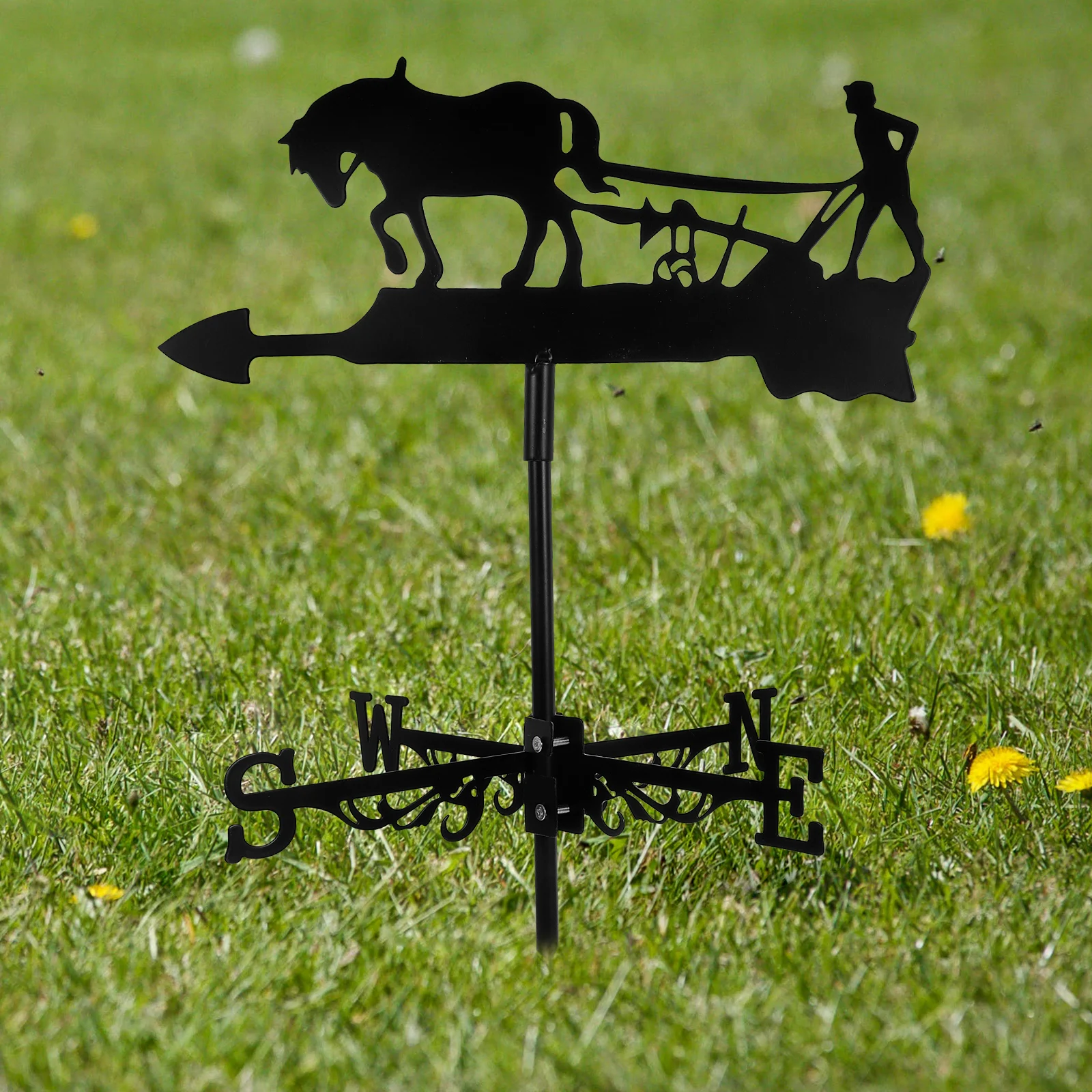 

Iron Wind Vane Durable Garden Decor Outdoor Farm Scene Roof Mount Direction Marker Weathervane Yard nament Shed Indicator