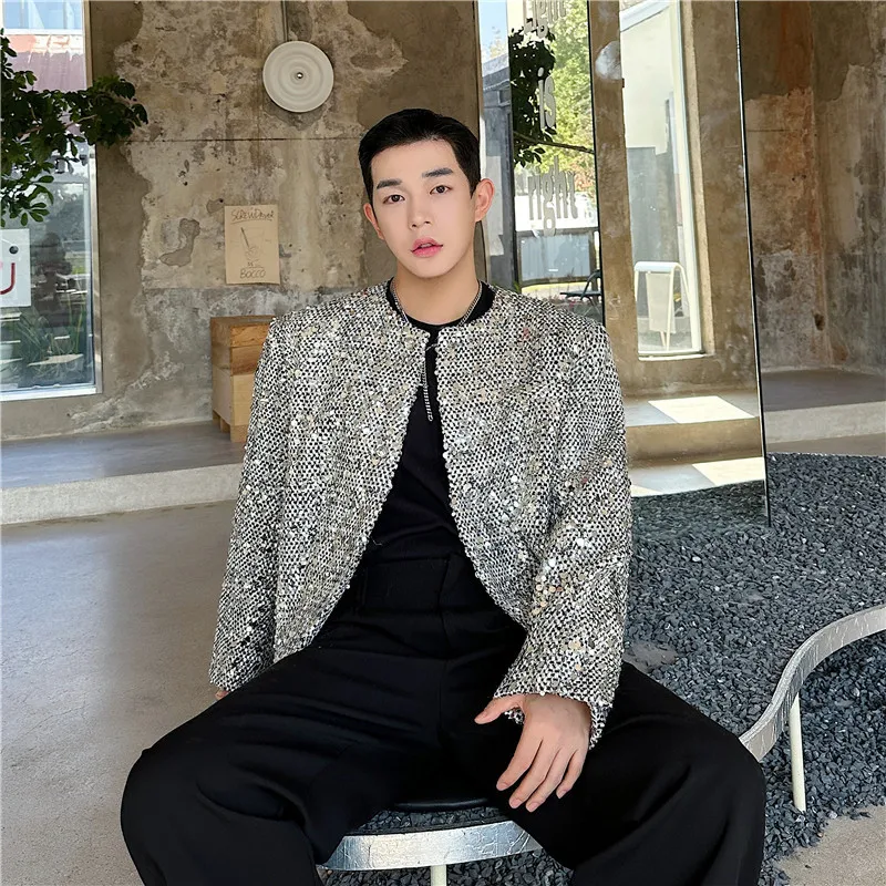 Cappotto da giacca lucido con paillettes argento da uomo Chic capispalla corta senza colletto in stile coreano vestiti da festa per cantanti da