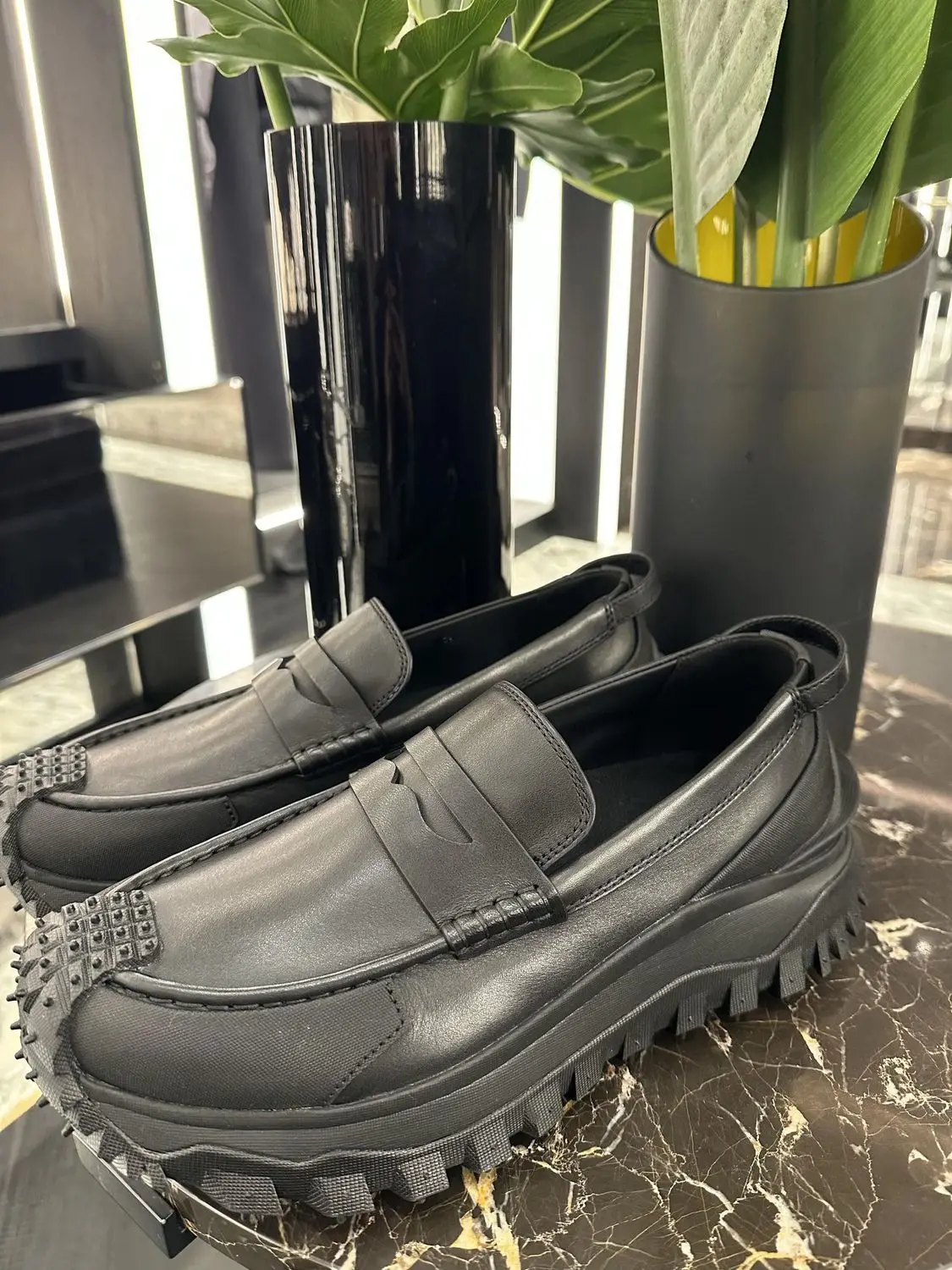 �y�Z�[�����z�J�W���A���ʋ΃X�|�[�c�V���[�Y�A���[�J�b�g����E�H�[�L���O�V���[�Y�A���j�Z�b�N�X�ϏՌ������j���O�V���[�Y�A�A�E�g�h�A���[�t�@�[�i�j�����p�j