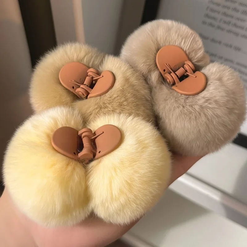 Faux Fur Small Hair Claw Double Sided Fur Ball Hair Clip Fluffy Pom Pom Grab Hairpin Soft Plush Barrettes Women Hair Accessories