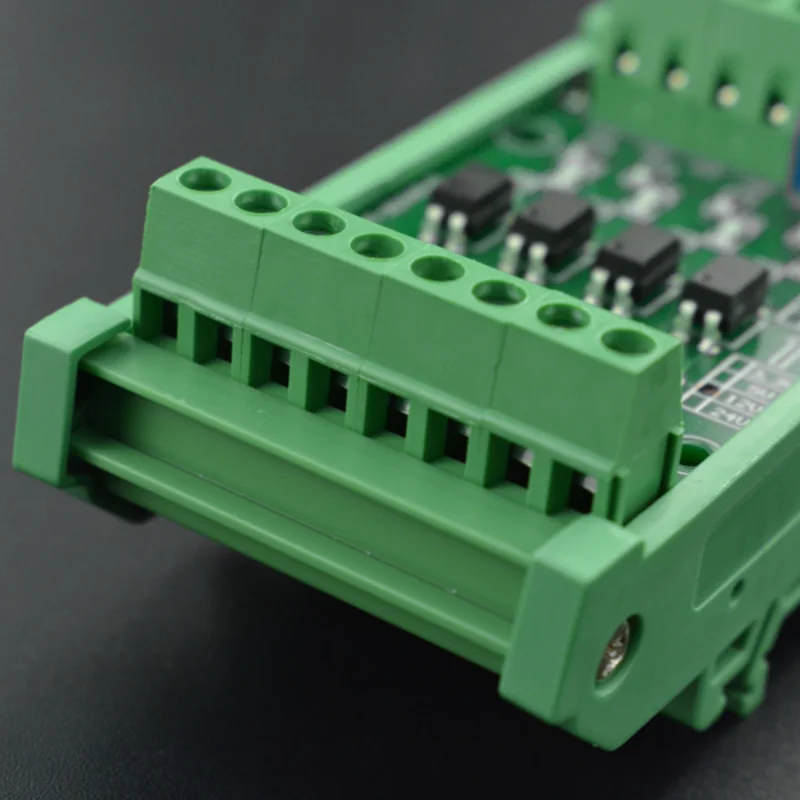 Módulo de conmutación de nivel de 4 canales con aislamiento (12V a 3,3 V)