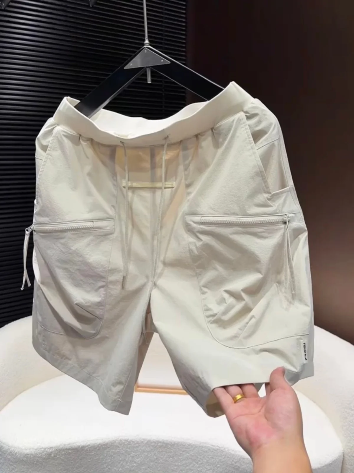 Men's Summer Thin Ice Silk Quick Dry Zipper Pocket Workwear Shorts Breathable Sporty Versatile Skin-friendly Running Five-Qua...