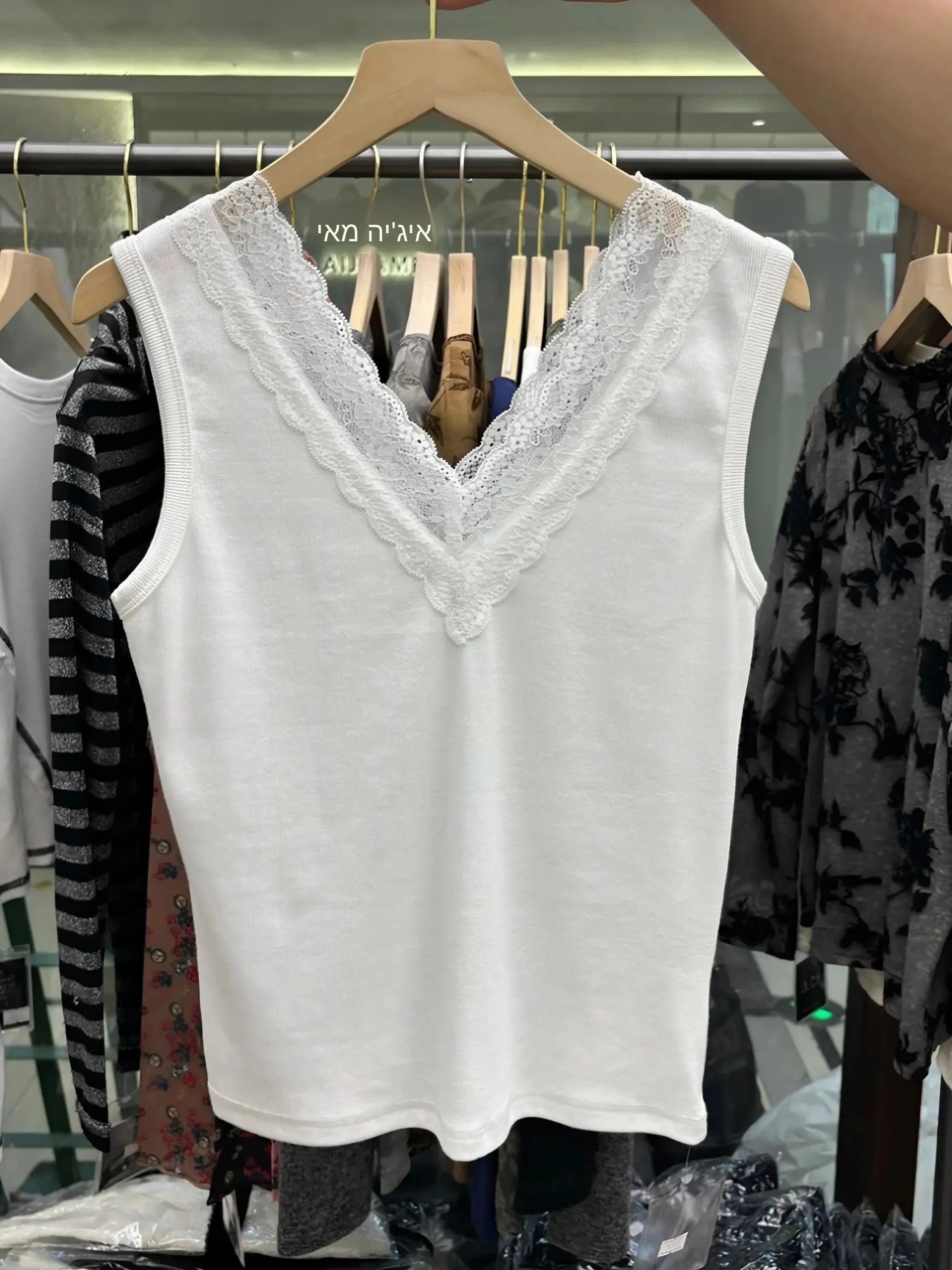 Lace V-neck Strap Vest Women's Spring Summer New Large Size Fat M Inner Slim Outerwear Sleeveless Base Top